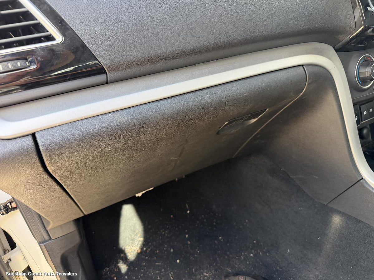 2016-2021 Great Wall Steed Glove Box