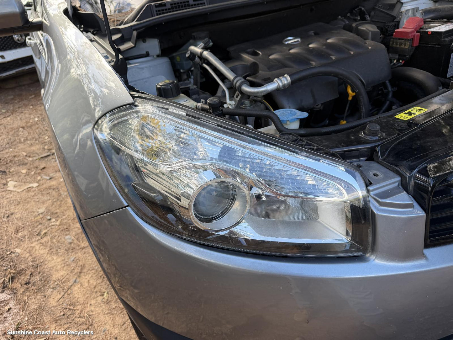 2010-2014 Nissan Dualis Right Headlamp