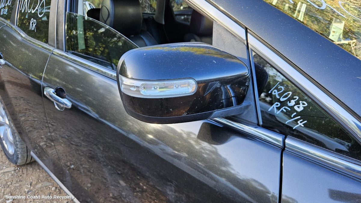 2006-2012 Mazda Cx7 Right Door Mirror