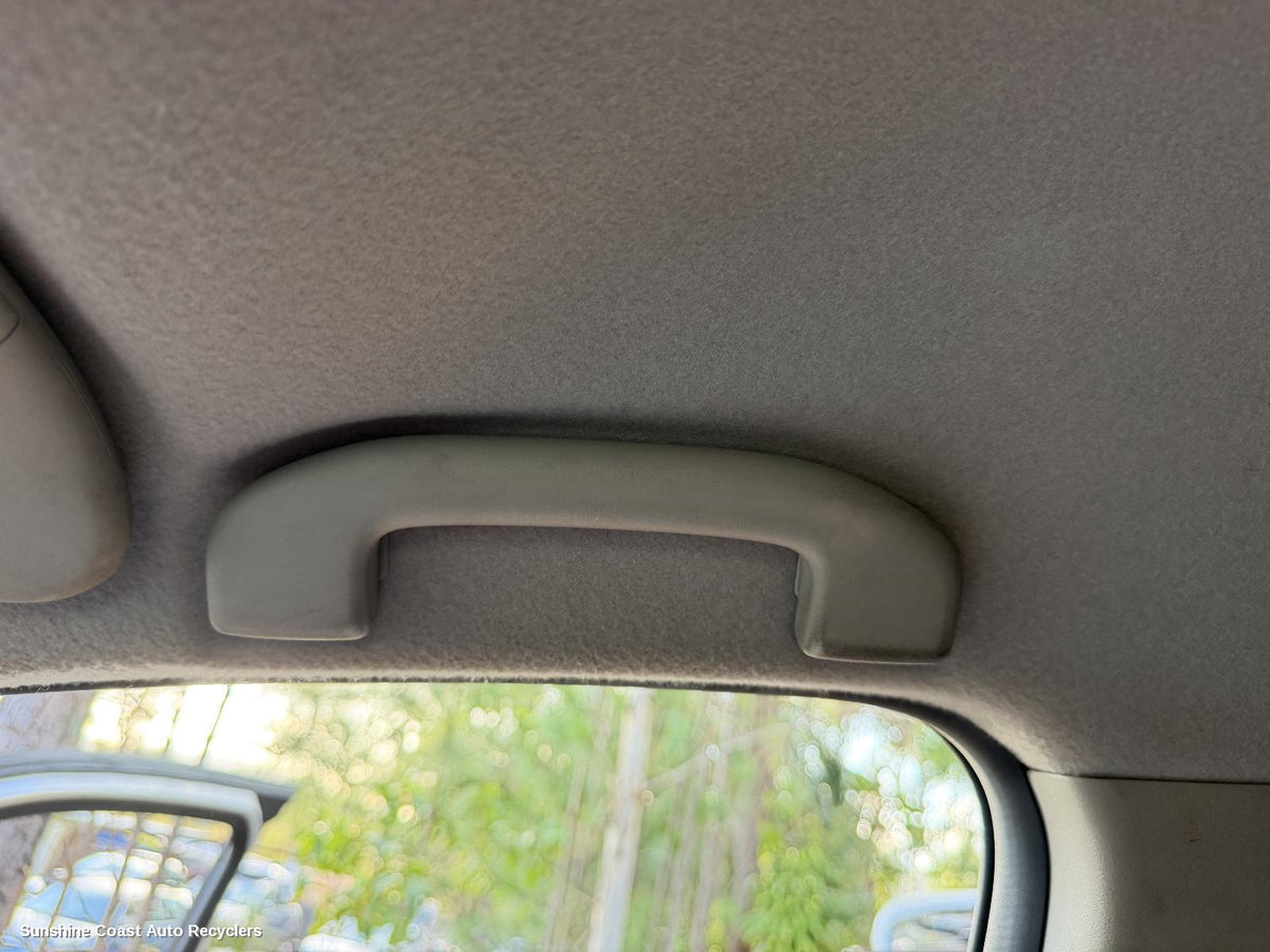 2005-2015 Nissan Navara Grab Handle
