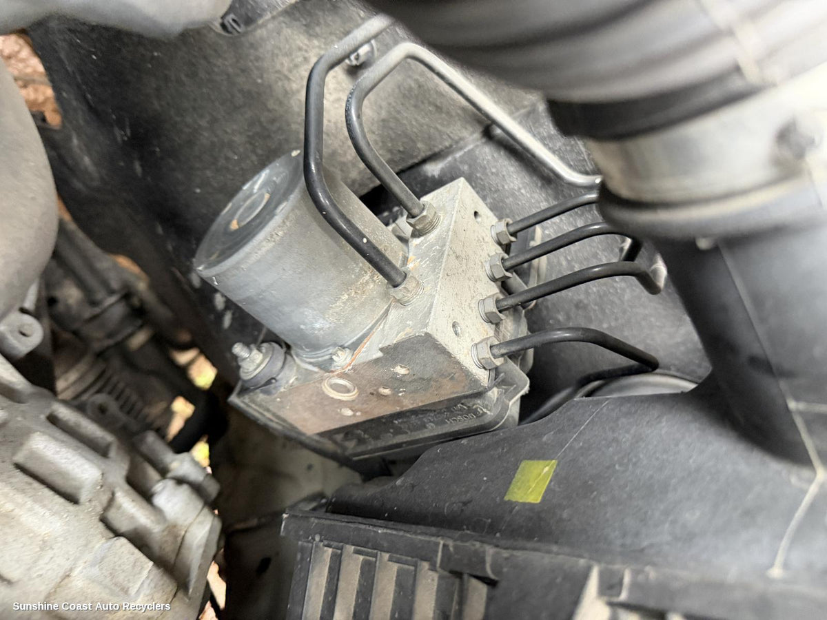 2007-2014 Nissan Dualis Abs Pump Modulator