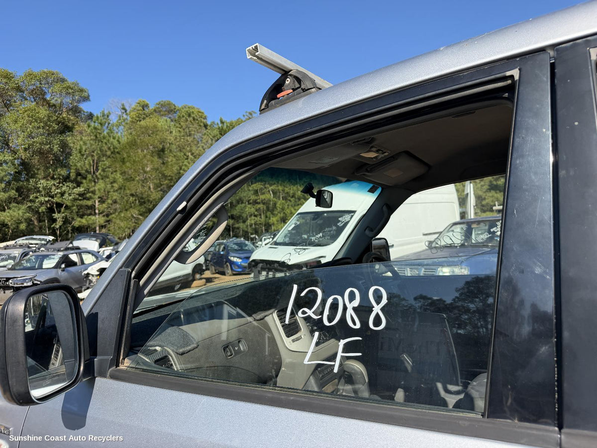 2000-2006 Mitsubishi Pajero Left Front Door Window