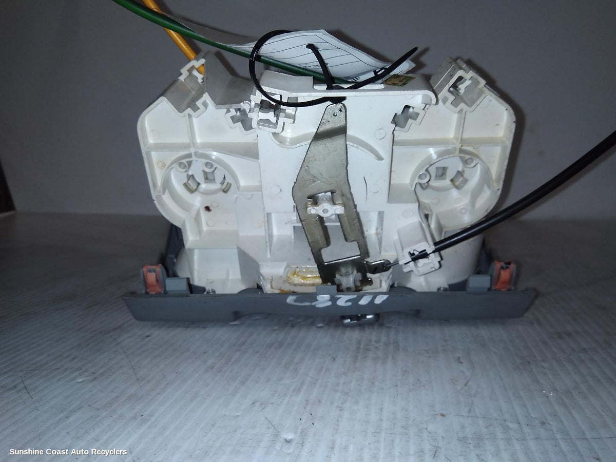 2009-2014 Suzuki Alto Heater Ac Controls