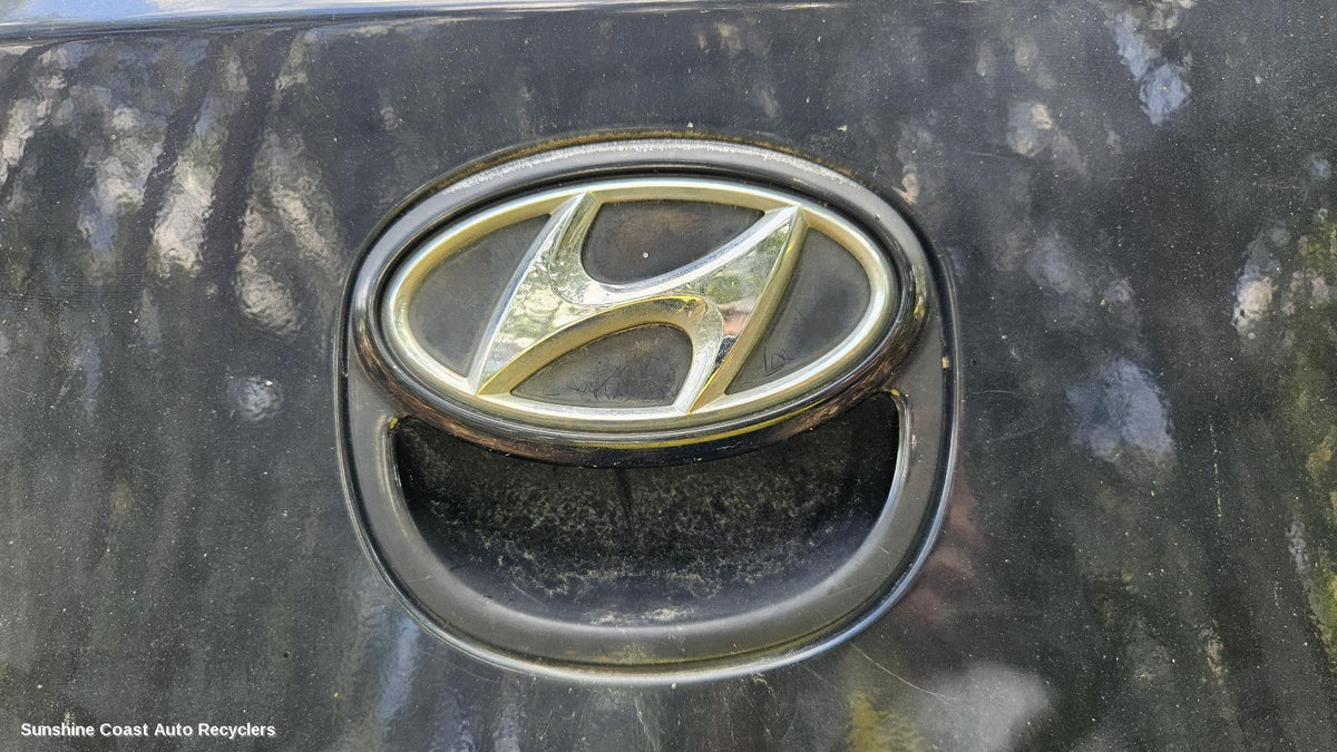 2009-2012 Hyundai I30 Rear Garnish