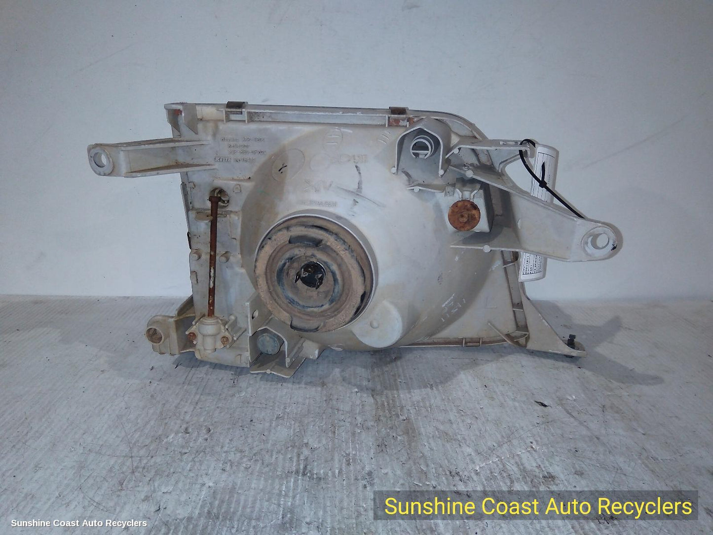 1998 Toyota Prado Left Headlamp
