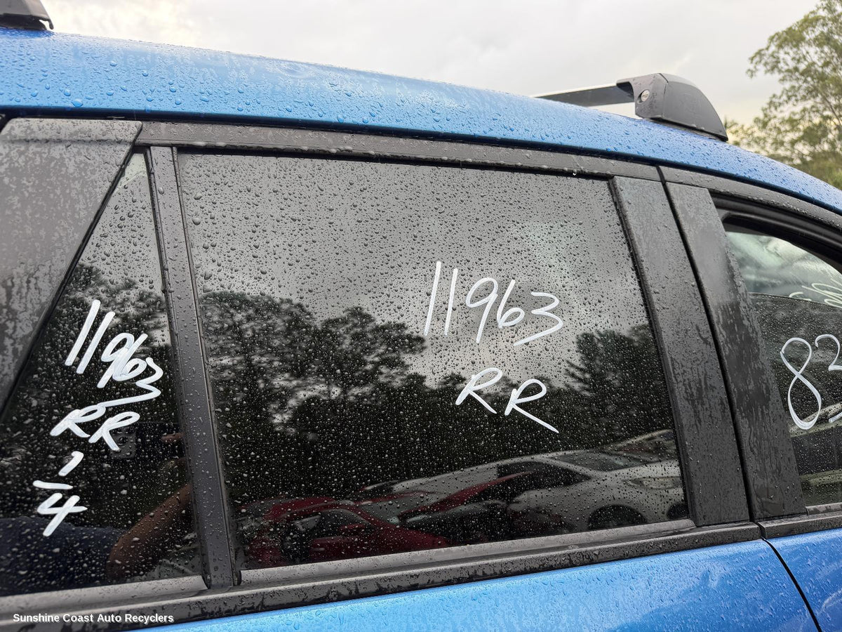 2012-2016 Mazda Cx5 Right Rear Door Window