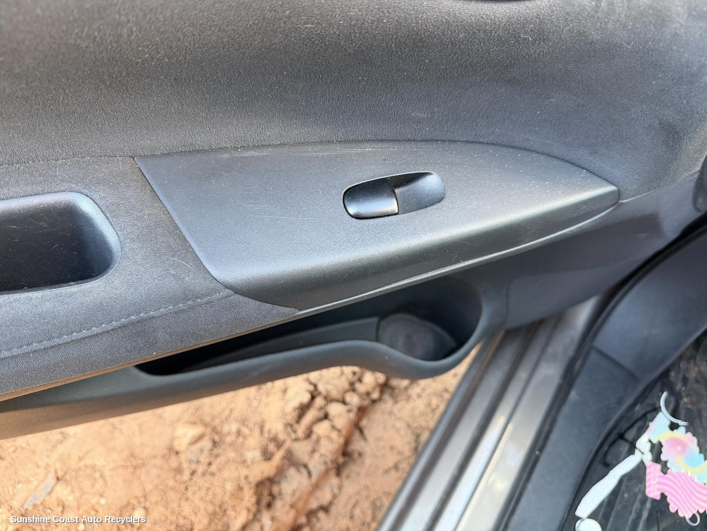 2012-2017 Nissan Pulsar Pwr Dr Wind Switch