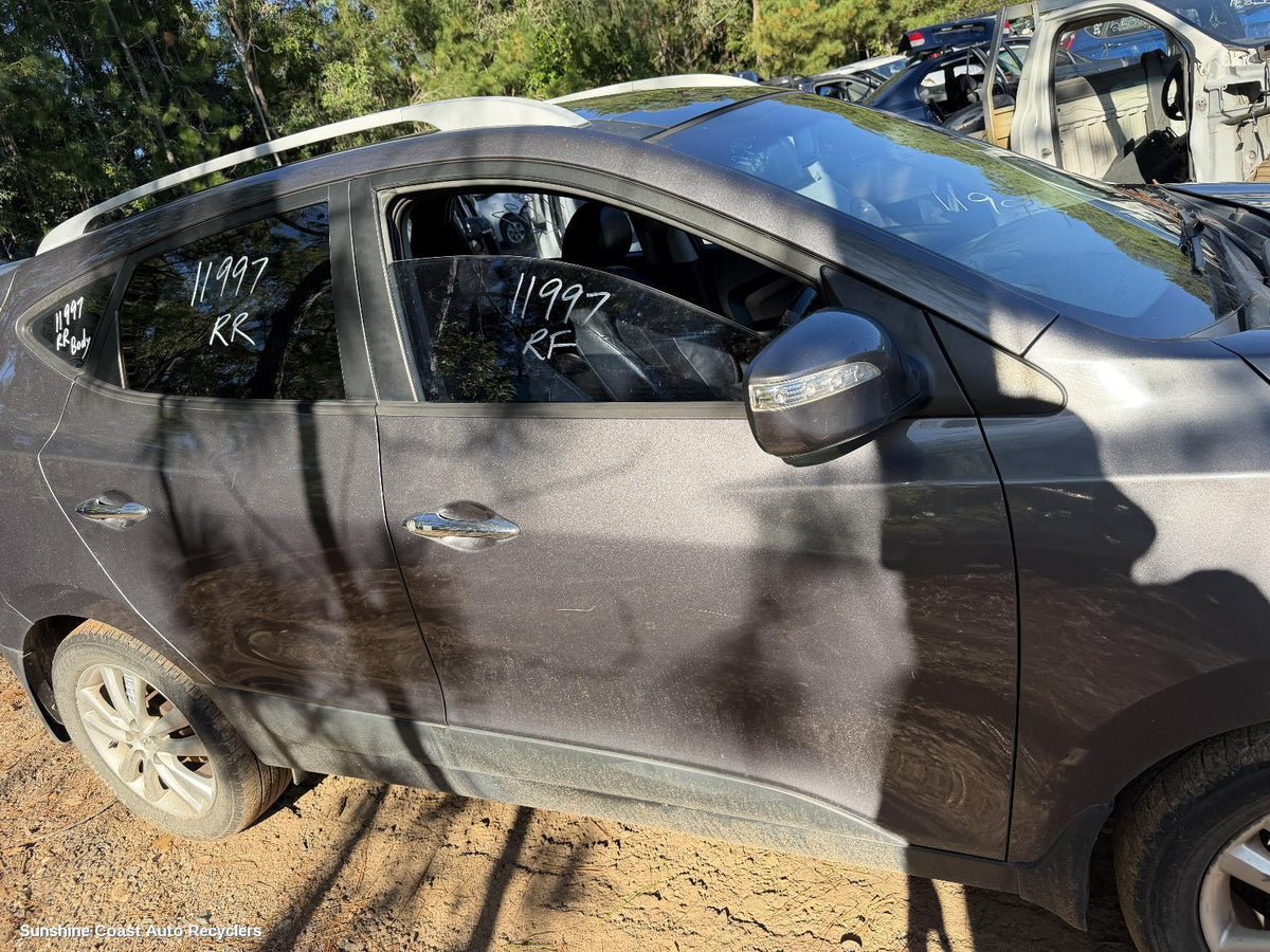 2009-2016 Hyundai Ix35 Right Front Door