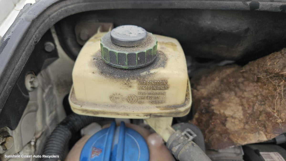 2005-2010 Volkswagen Caddy P S Reservoir