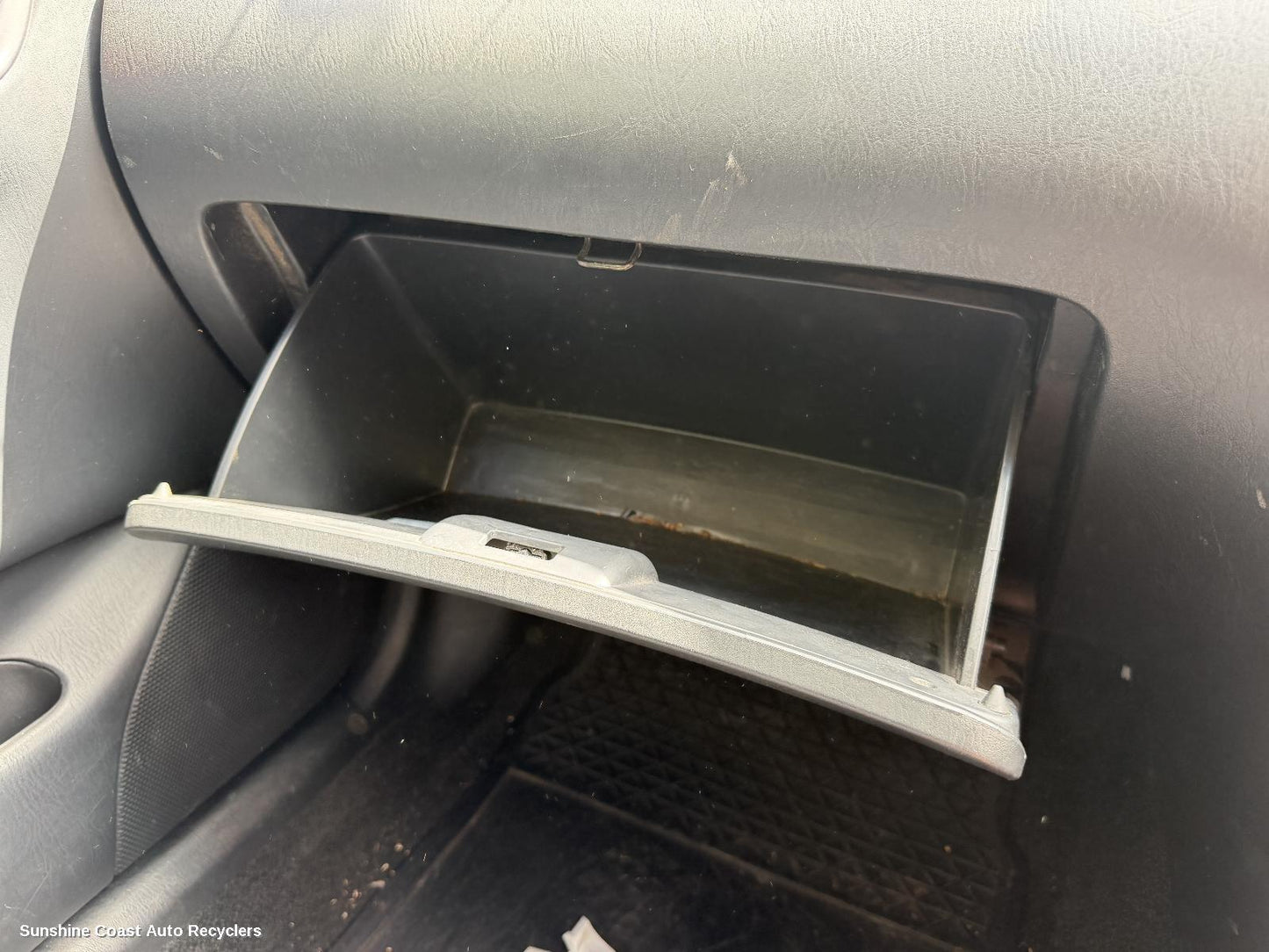 2001-2007 Toyota Corolla Glove Box