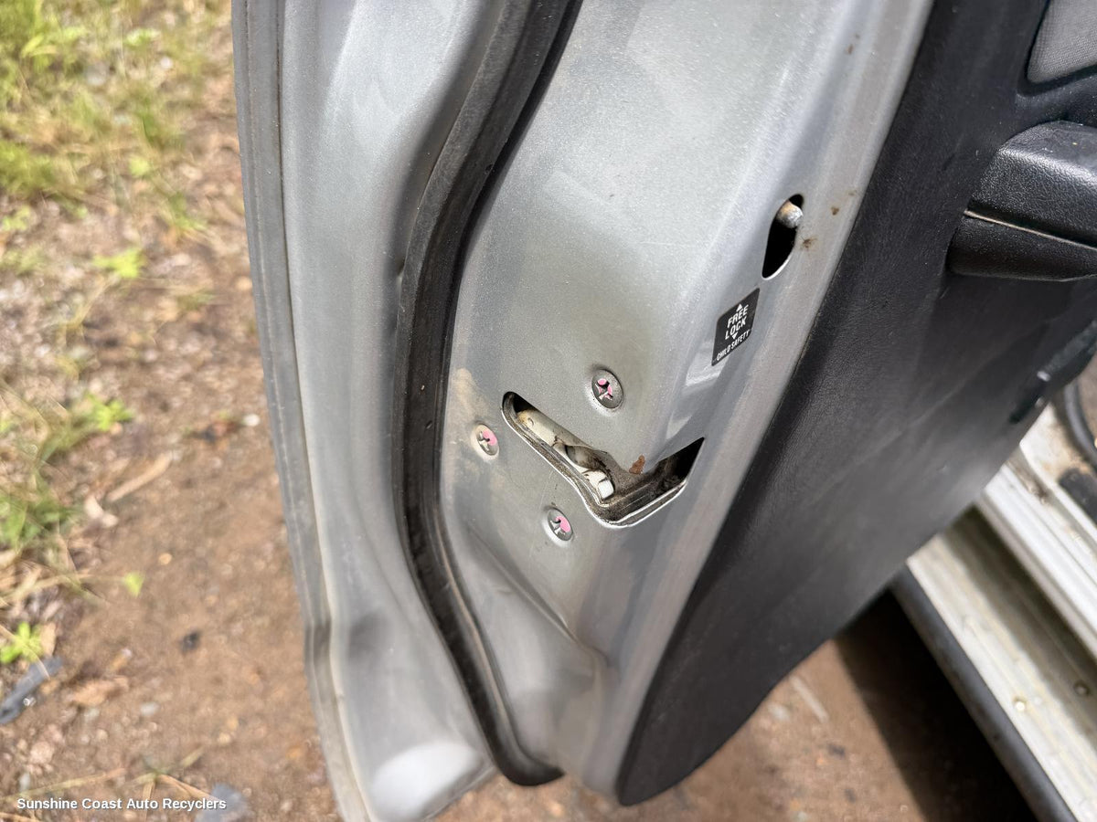 1997-2015 Nissan Navara Door Boot Gate Lock