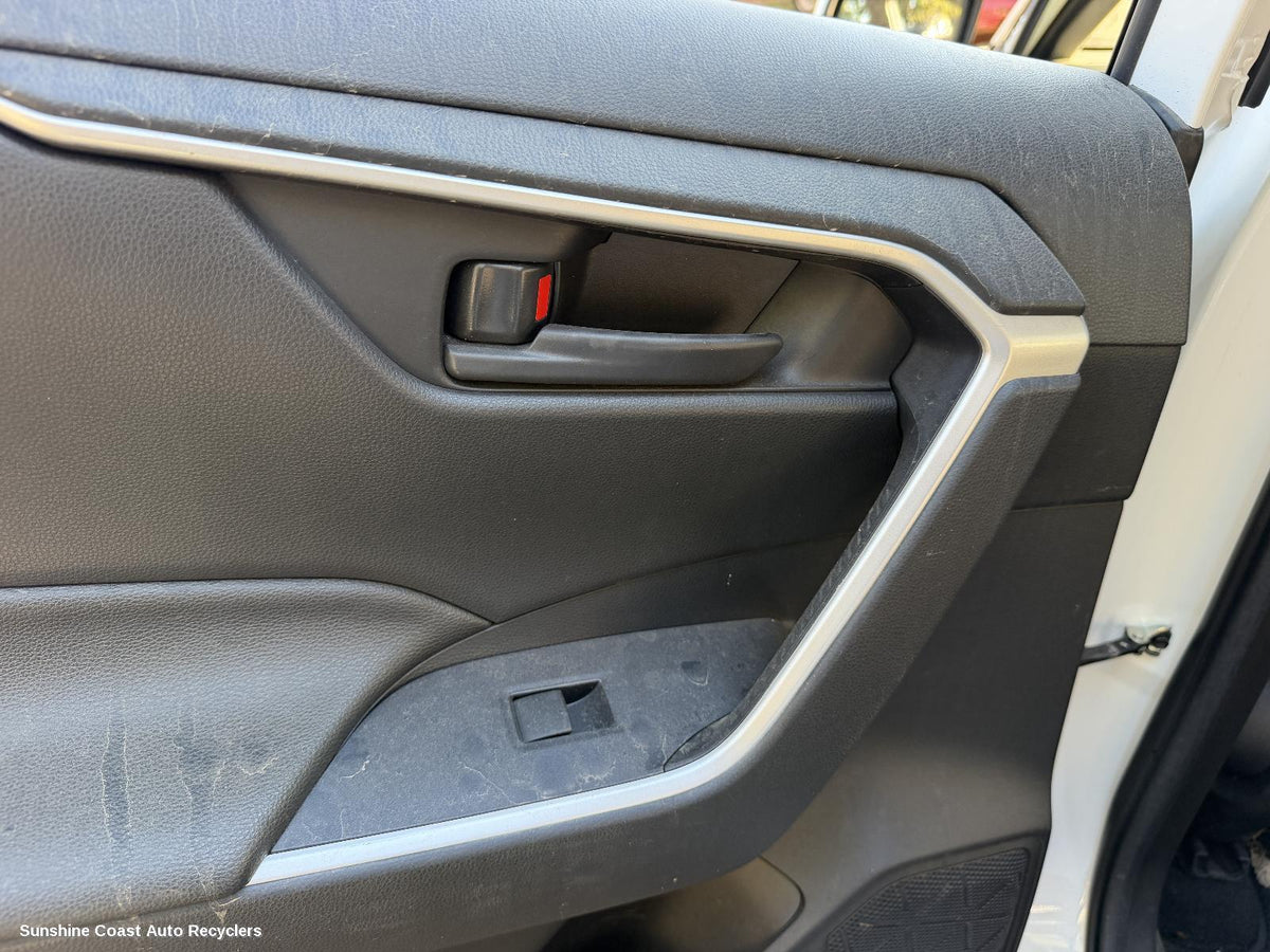 2018-2025 Toyota Rav4 Door Handle