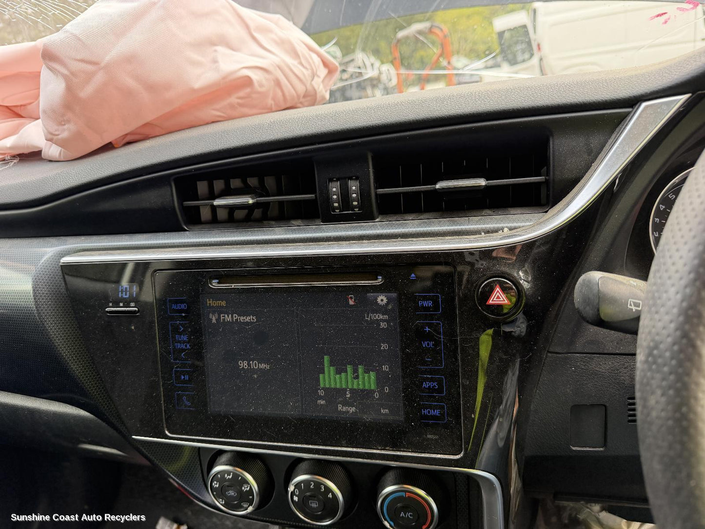 2015-2018 Toyota Corolla Radio Cd Dvd Sat Tv