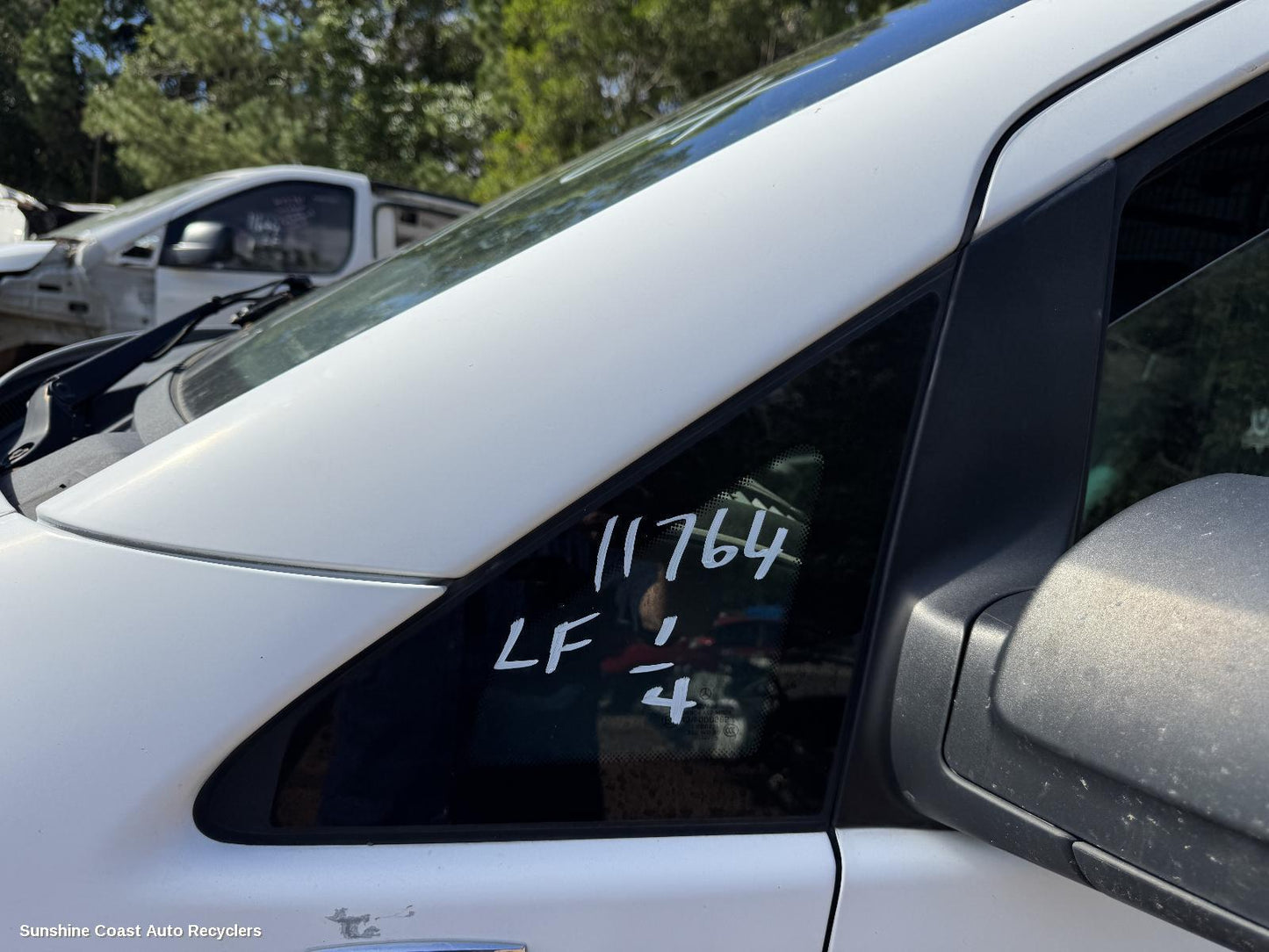 2013 Mercedes Vito Left Front 1 4 Door Glass