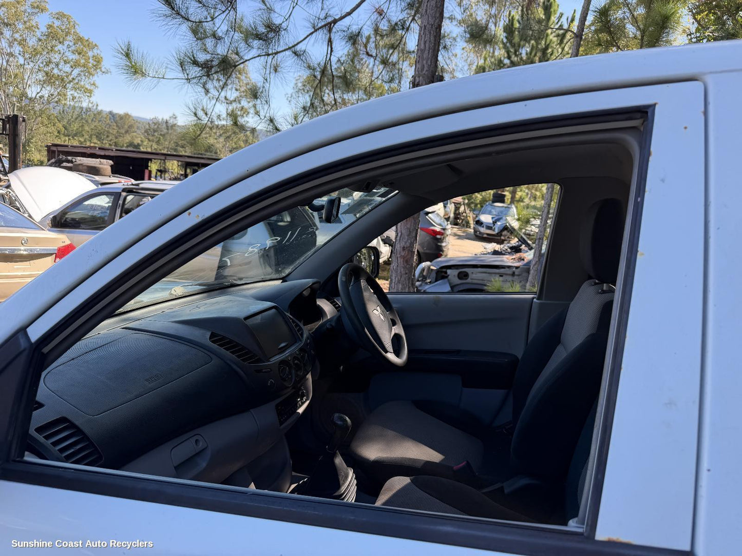 2009-2015 Mitsubishi Triton Left Front Door Window