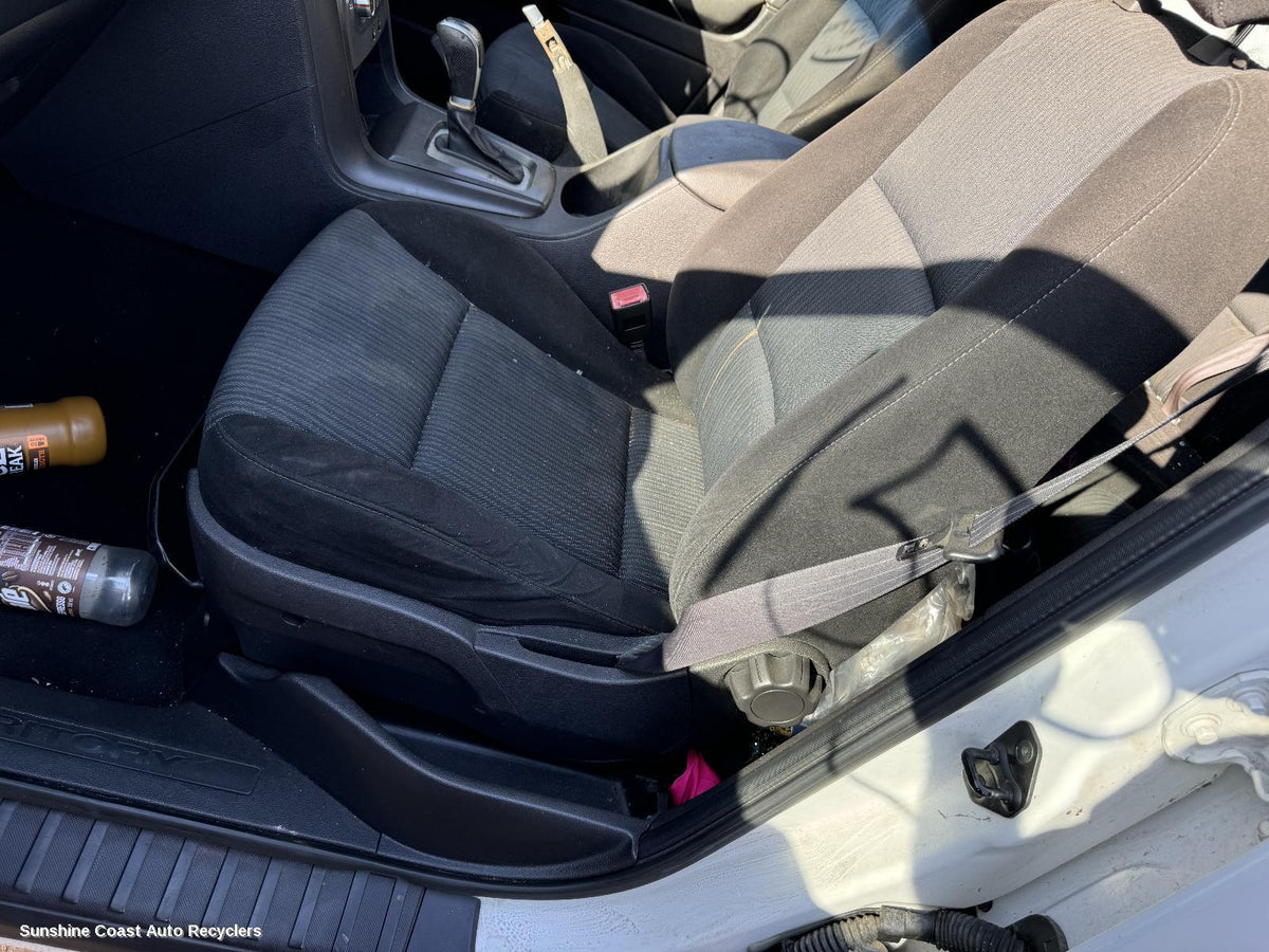 2004-2011 Ford Territory Front Seat