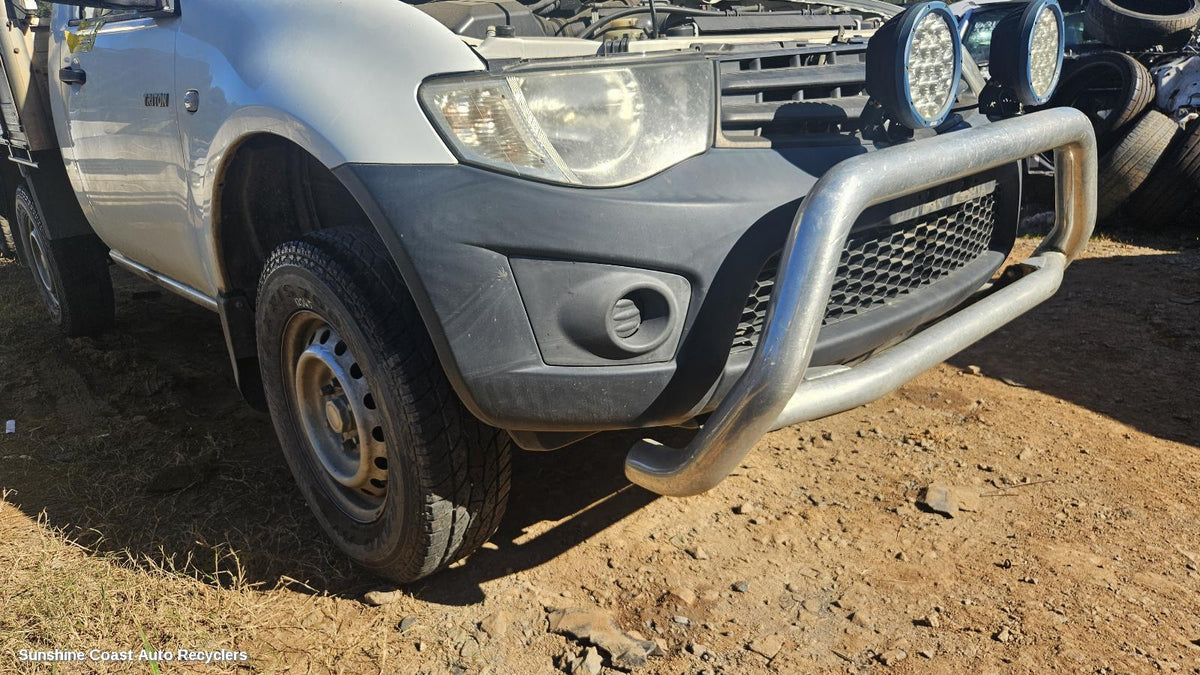 2009-2015 Mitsubishi Triton Front Bumper