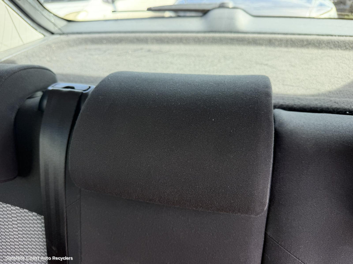 2010-2014 Volkswagen Polo Headrest