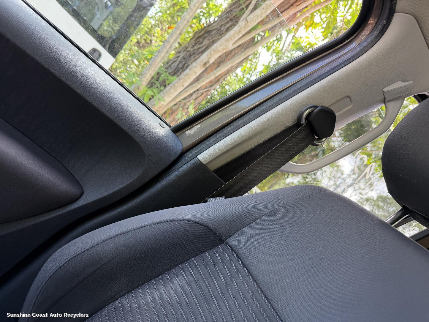 2010-2022 Volkswagen Amarok Seatbelt Stalk