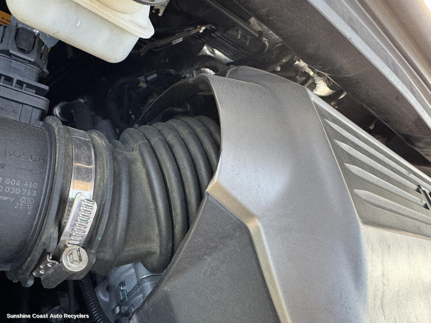 2020 Ldv G10 Air Cleaner Duct Hos