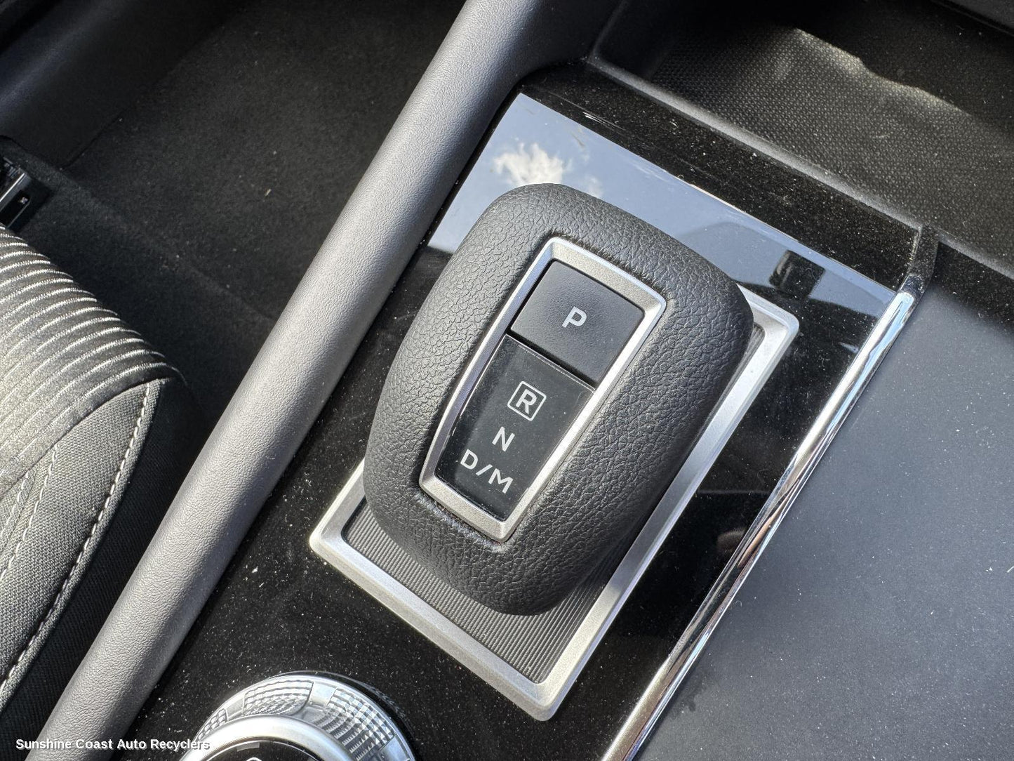 2024 Mitsubishi Outlander Gear Stick Shifter