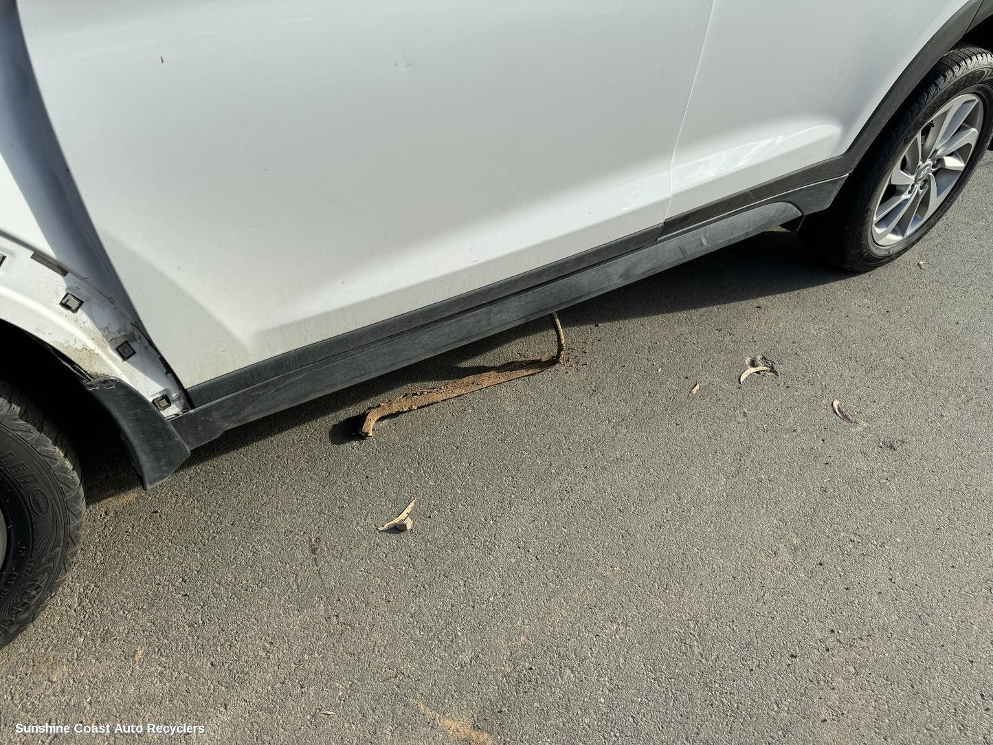 2016 Hyundai Tucson Side Step Skirt