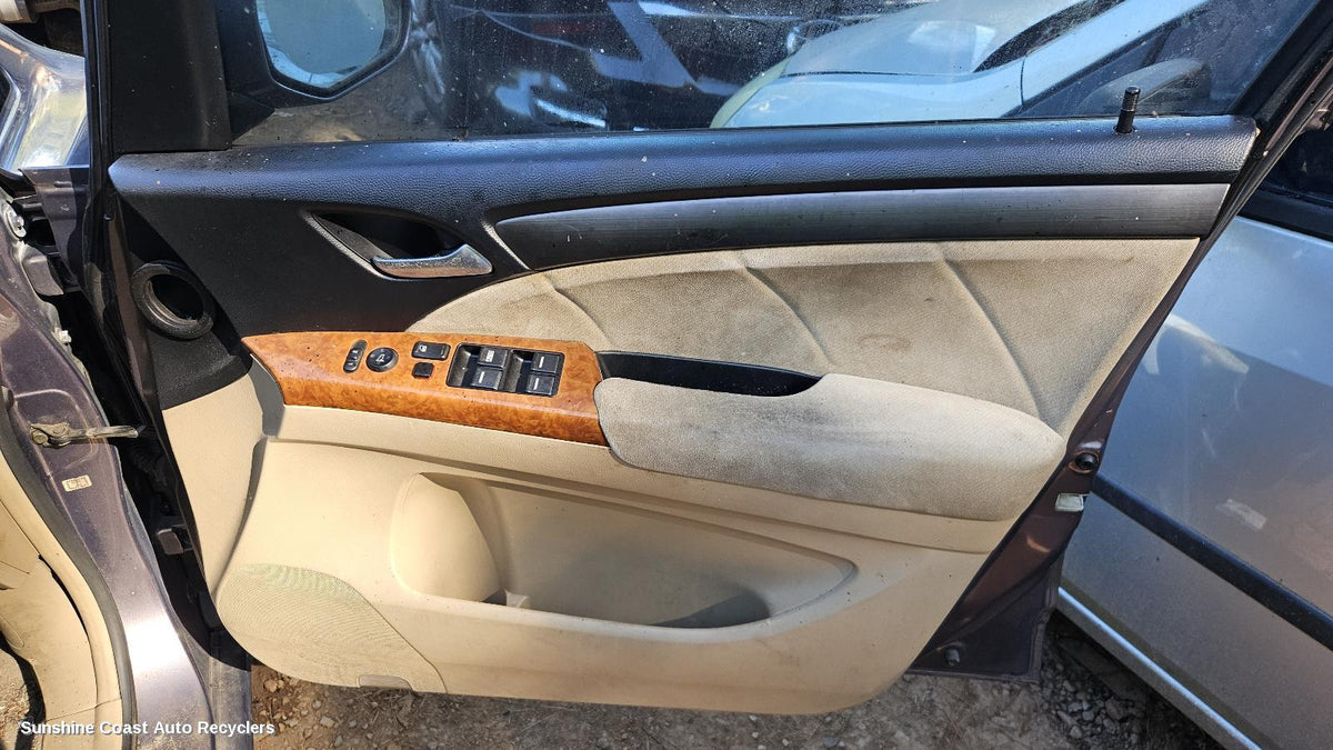2004-2009 Honda Odyssey Door Trim