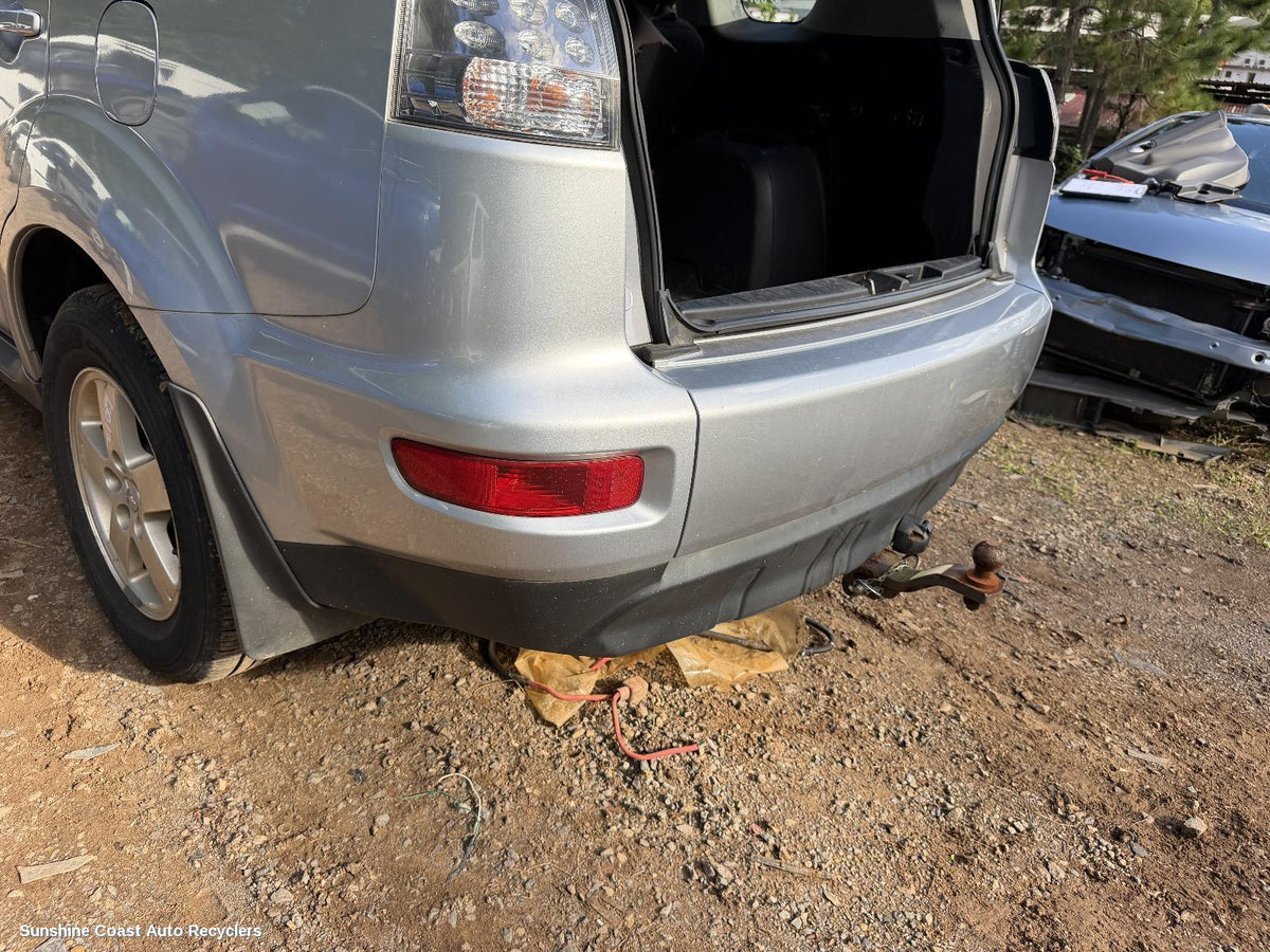 2009-2012 Mitsubishi Outlander Rear Bumper