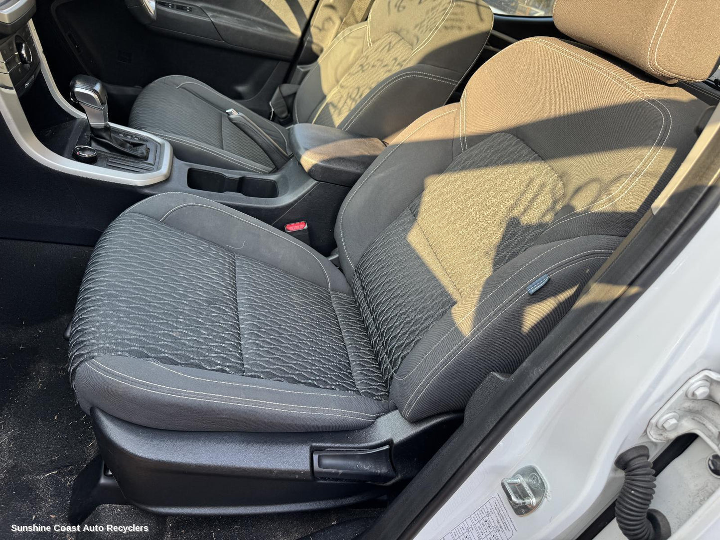 2017-2025 Ldv T60 Front Seat