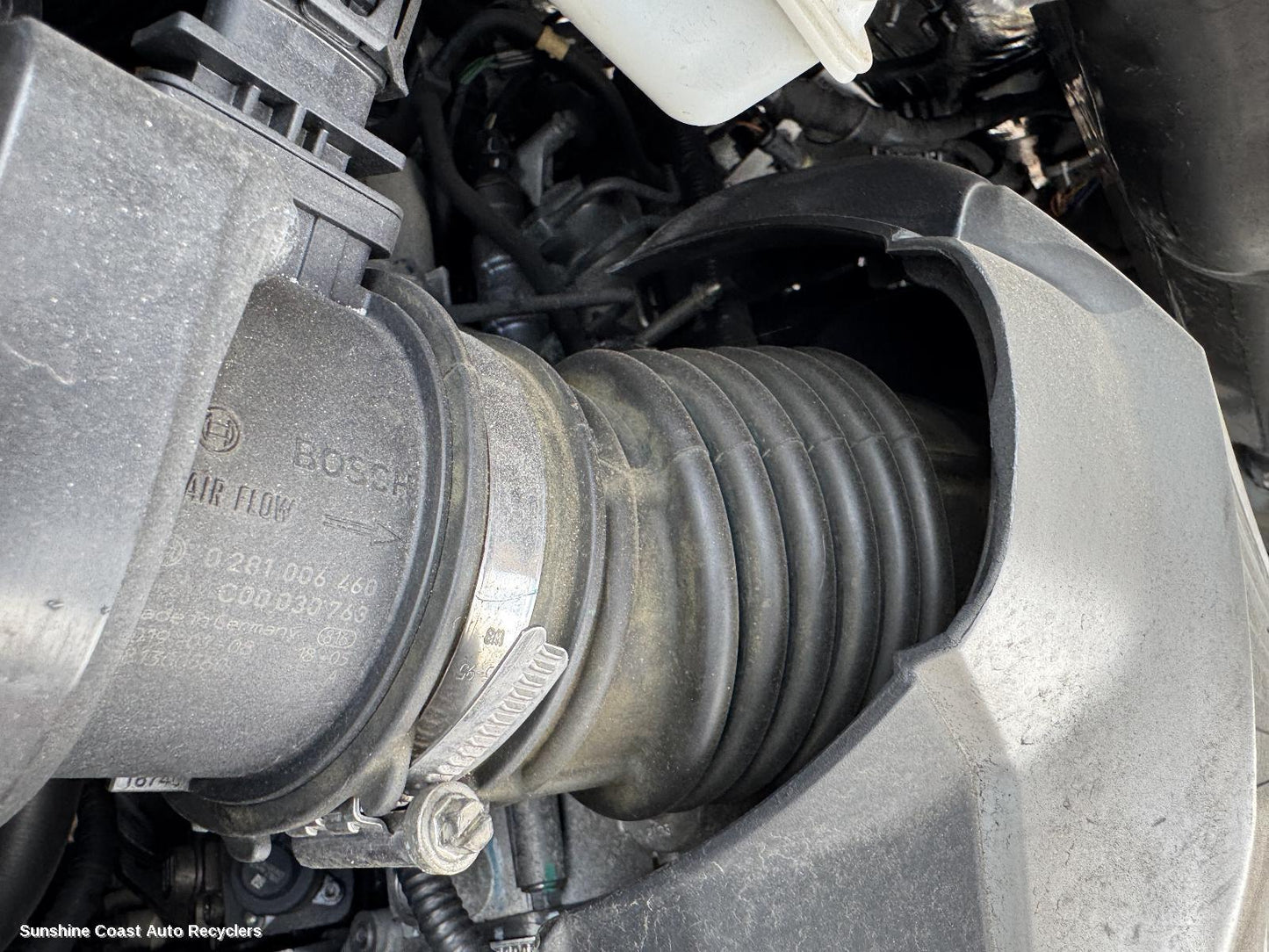 2019 Ldv G10 Air Cleaner Duct Hos