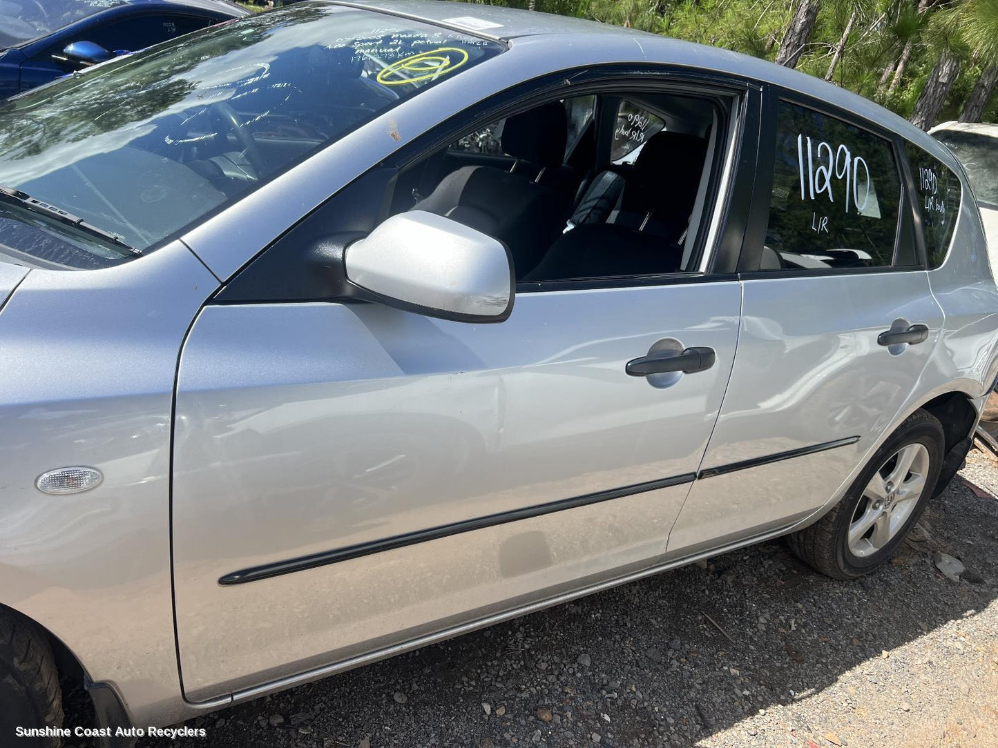 2008 Mazda 3 Left Front Door