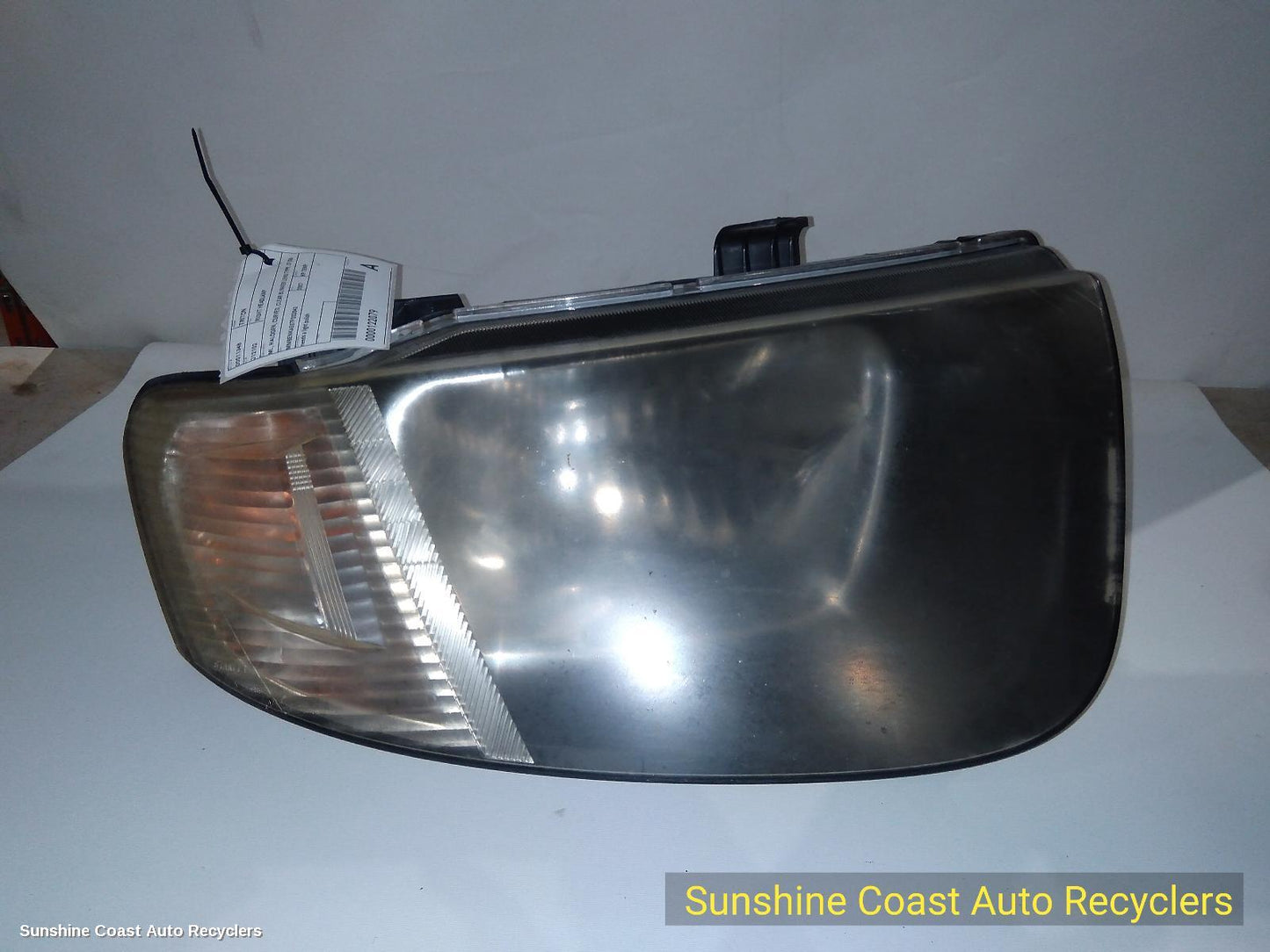 2007 Mitsubishi Triton Right Headlamp