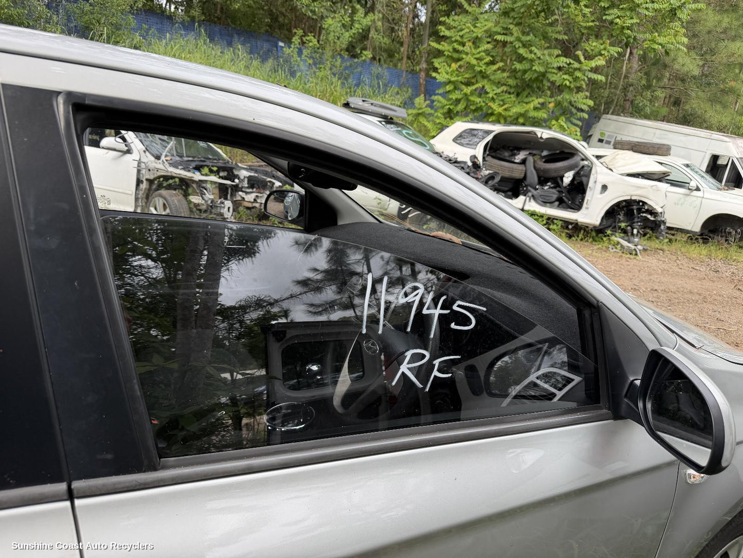 2010-2015 Hyundai I20 Right Front Door Window