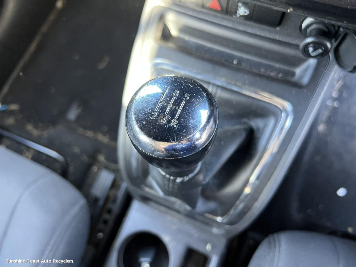 2011-2016 Jeep Patriot Gear Stick Shifter