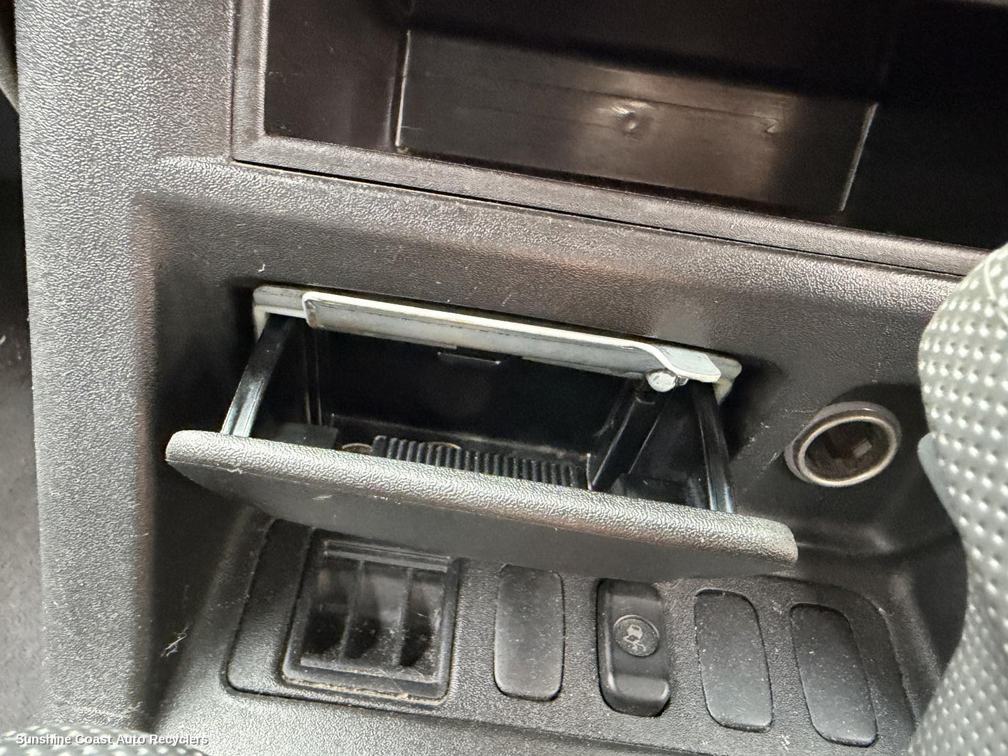 2002-2006 Mitsubishi Pajero Ashtray