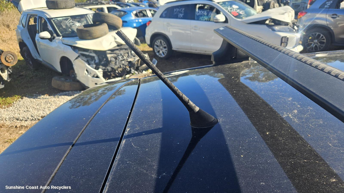 2010-2015 Skoda Fabia Antenna