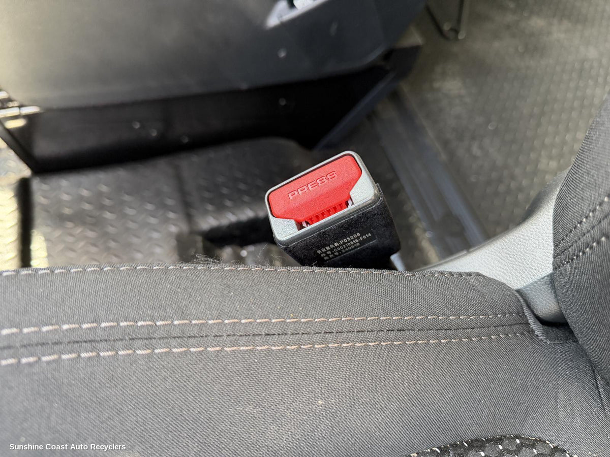 2020-2026 Ldv Deliver 9 Seatbelt Stalk