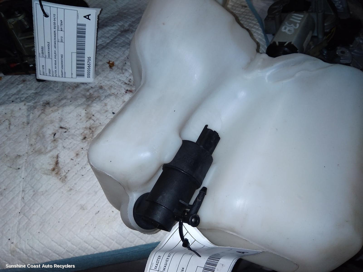2011-2026 Renault Master Washer Bottle