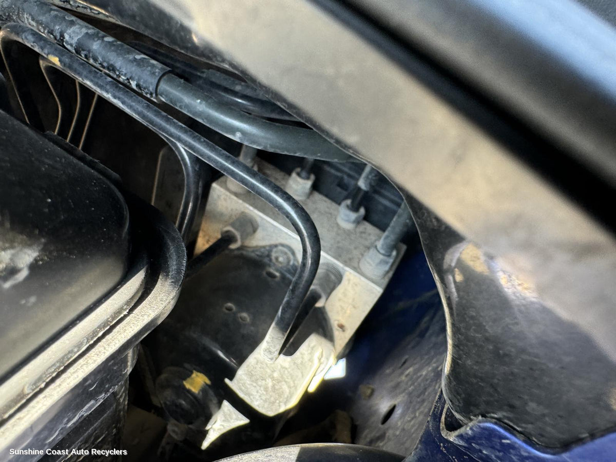 2003-2009 Mazda 3 Abs Pump Modulator