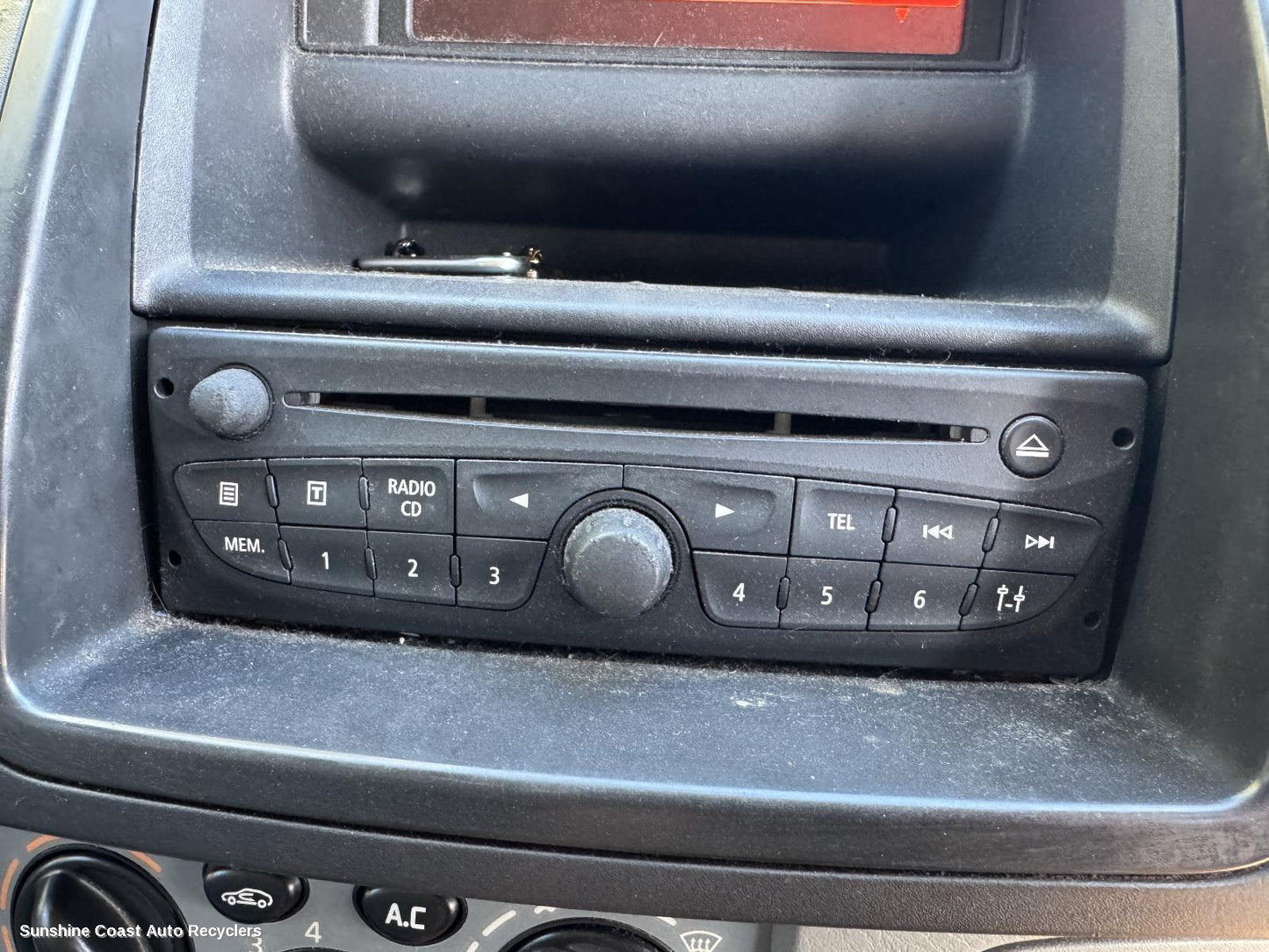 2013 Renault Trafic Radio Cd Dvd Sat Tv