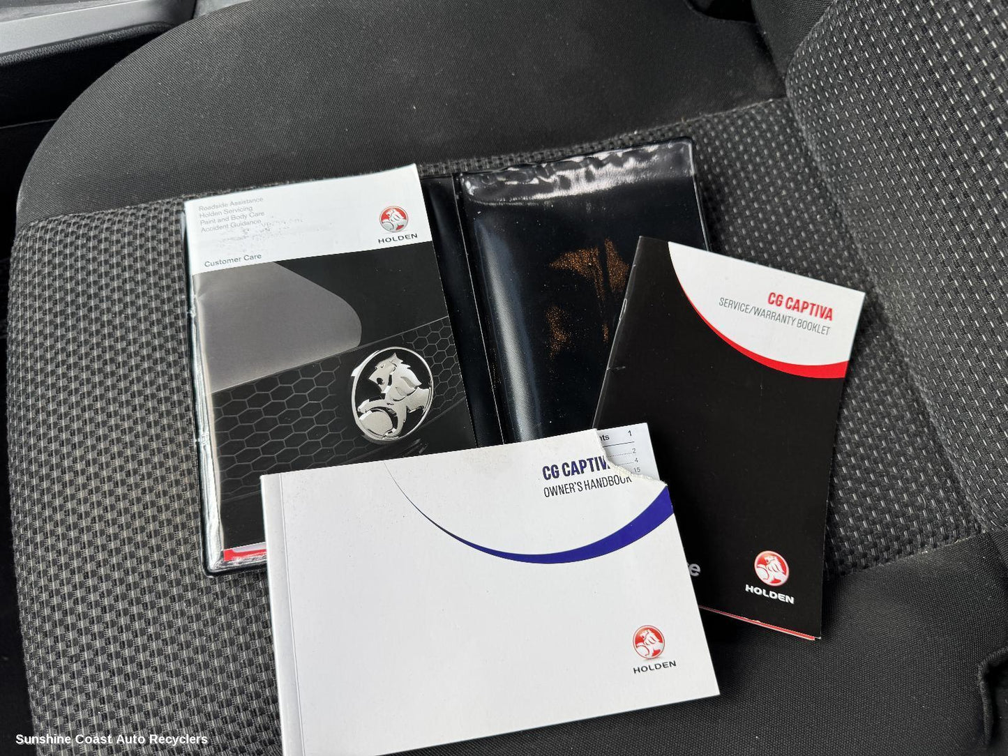 2012 Holden Captiva Owners Handbook