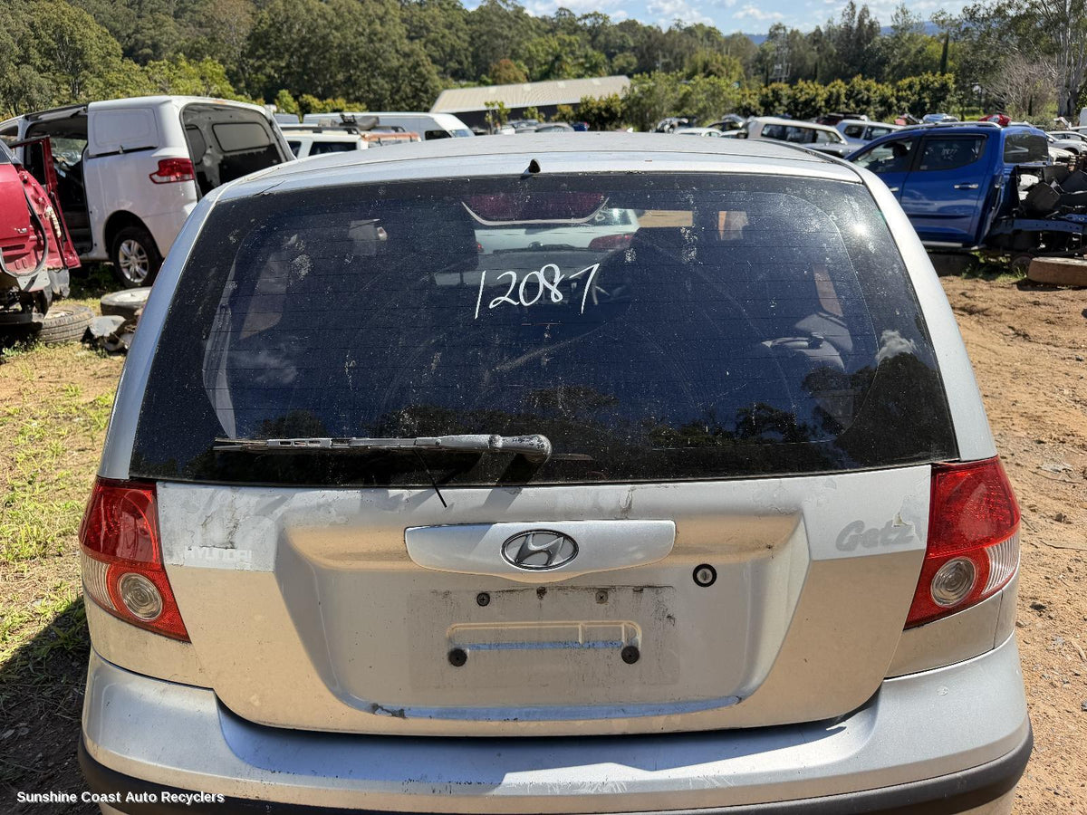 2002-2005 Hyundai Getz Rear Garnish
