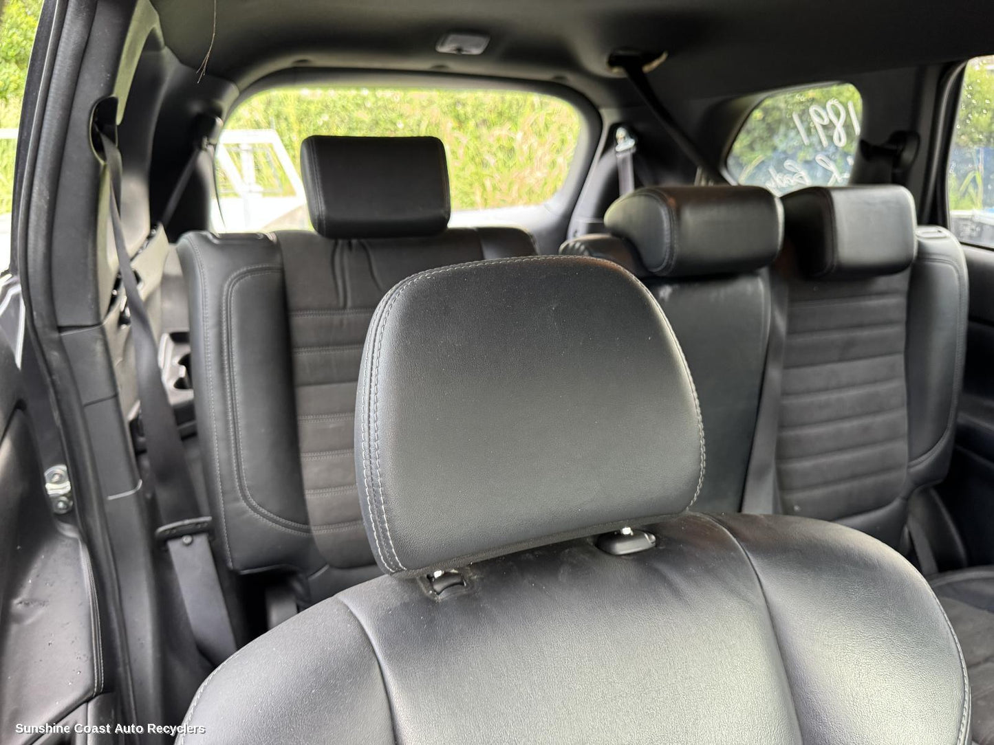 2018 Mitsubishi Outlander Headrest