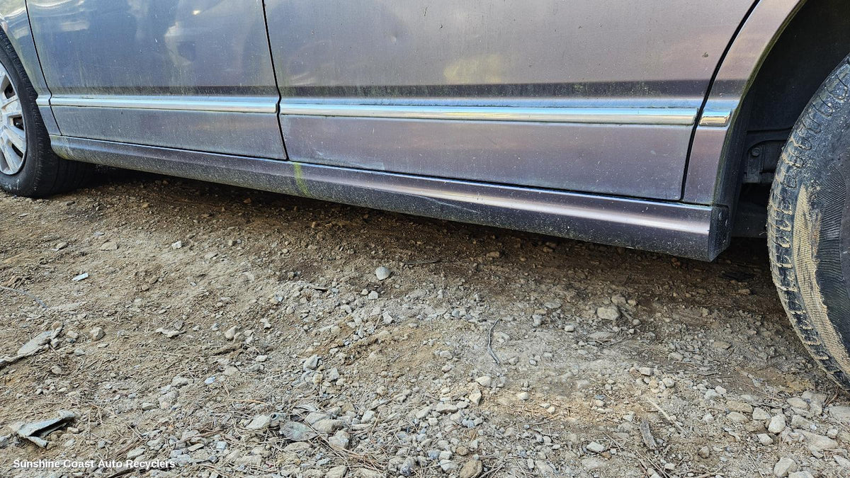 2004-2009 Honda Odyssey Side Step Skirt