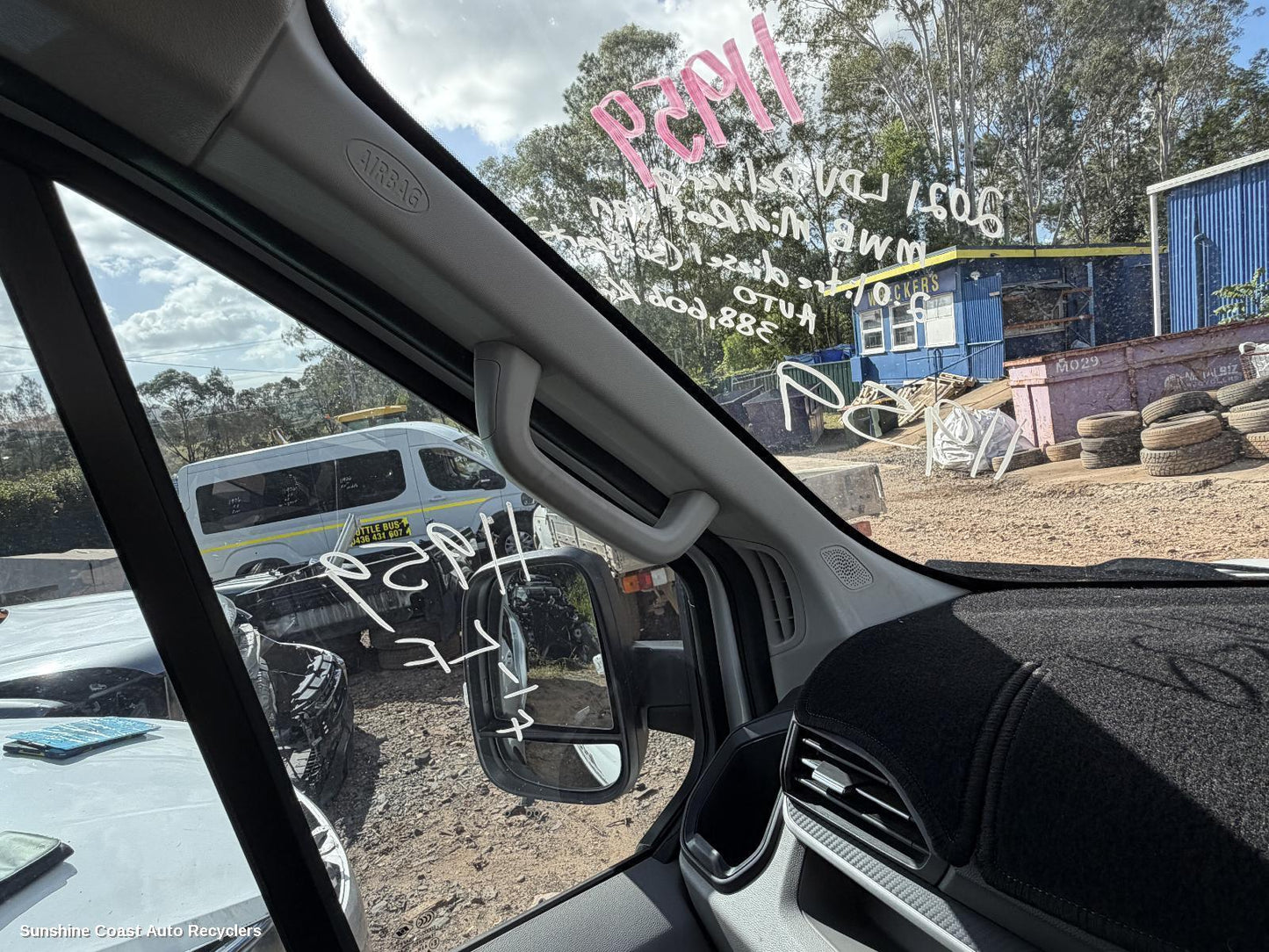 2020-2026 Ldv Deliver 9 Grab Handle