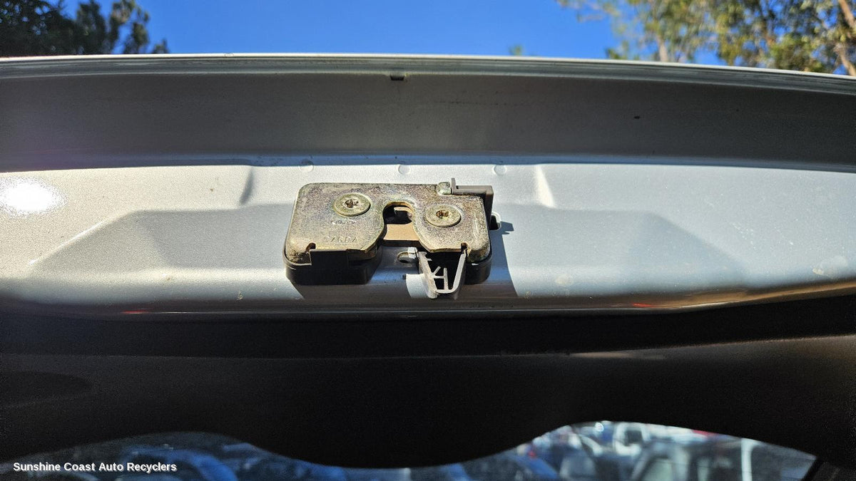 2004-2008 Ford Fiesta Door Boot Gate Lock