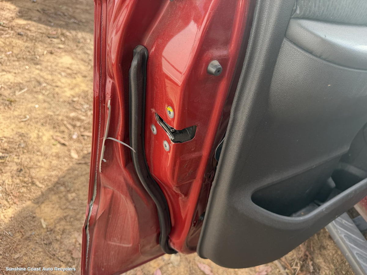 2005-2015 Nissan Navara Door Boot Gate Lock