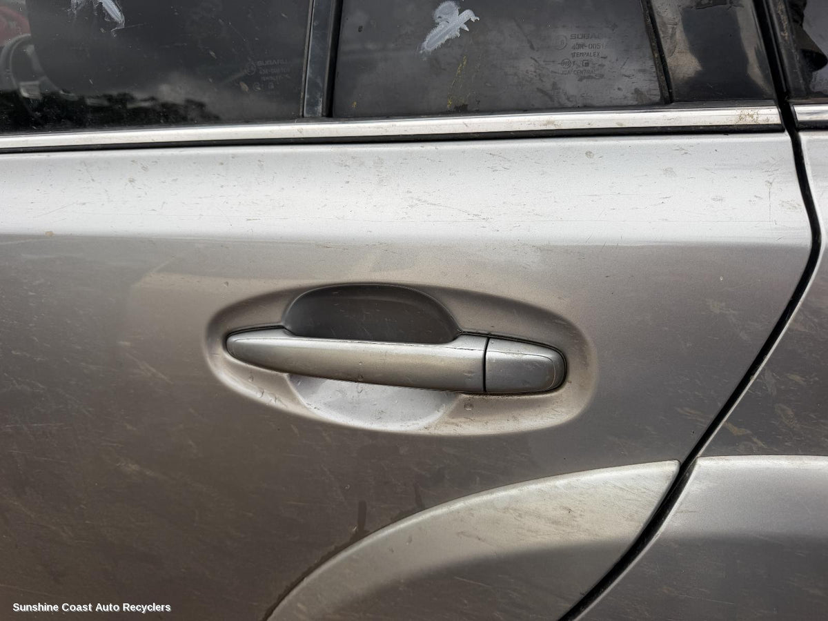 2009-2014 Subaru Outback Door Handle