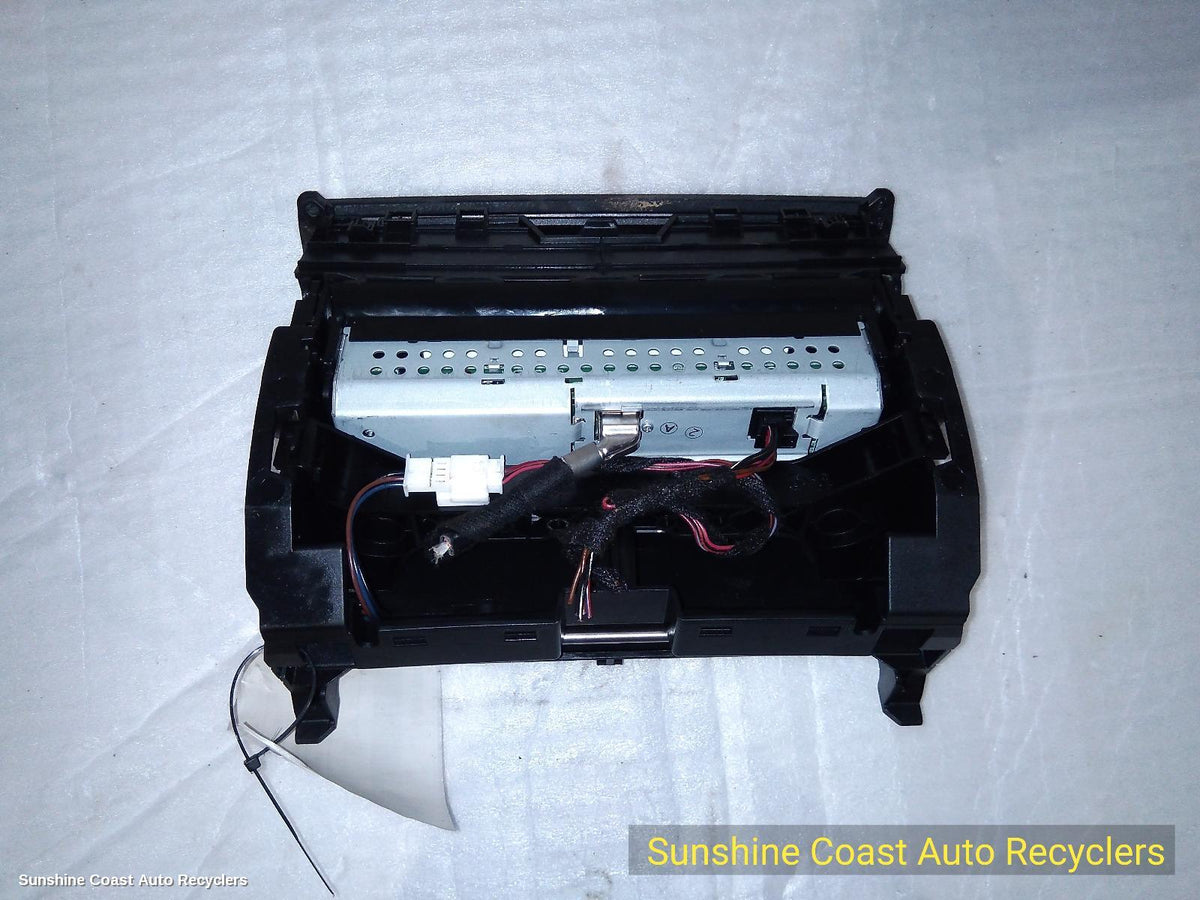 2007-2011 Mercedes C Class Radio Cd Dvd Sat Tv