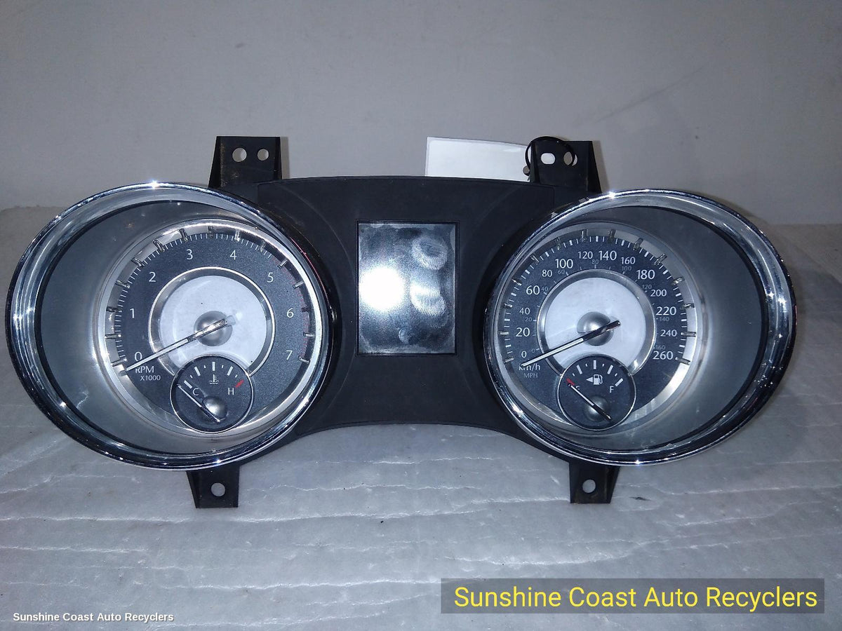 2012-2014 Chrysler 300c Instrument Cluster